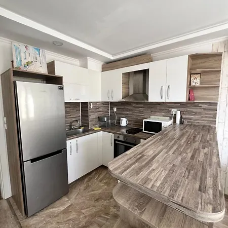 Private In Bbr, Sarafovo Apartment